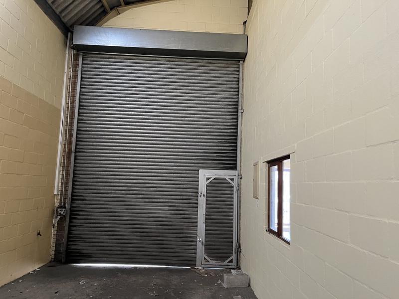 To Let commercial Property for Rent in Killarney Gardens Western Cape